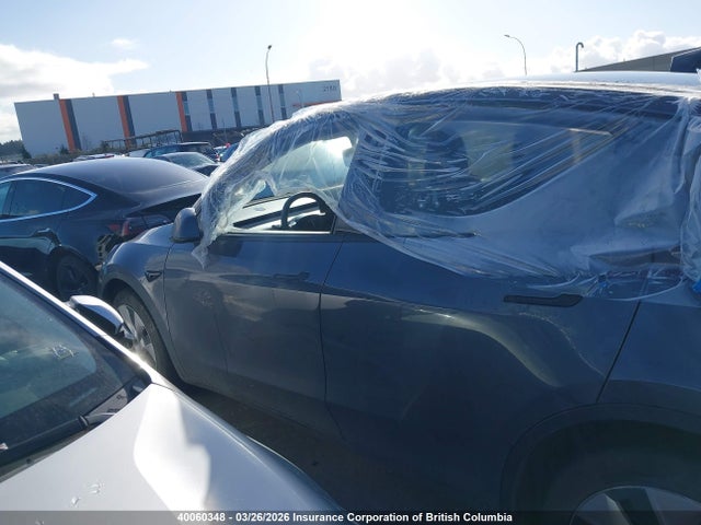 2022 Tesla Model Y მანქანა იყიდება აუქციონზე, vin: 7SAYGAEE7NF506137, აუქციონის ნომერი: 40060348