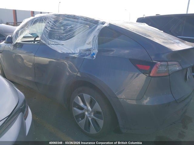 2022 Tesla Model Y მანქანა იყიდება აუქციონზე, vin: 7SAYGAEE7NF506137, აუქციონის ნომერი: 40060348