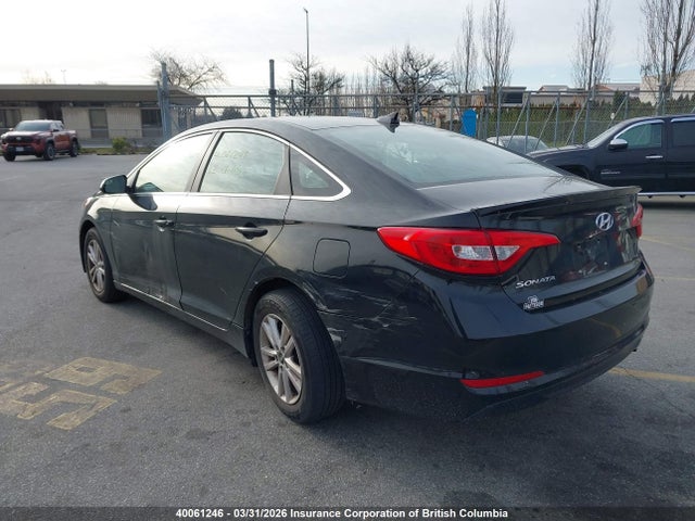 40061246 :رقم المزاد ، 5NPE24AF3FH097569 vin ، 2015 Hyundai Sonata Se مزاد بيع