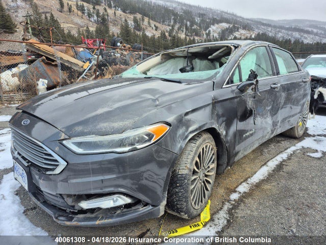 40061308 :رقم المزاد ، 3FA6P0RU7JR215605 vin ، 2018 Ford Fusion Titanium/platinum Hev مزاد بيع