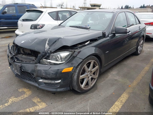 40053952 :رقم المزاد ، WDDGF8JB0CA688761 vin ، 2012 Mercedes-benz C 350 4matic مزاد بيع