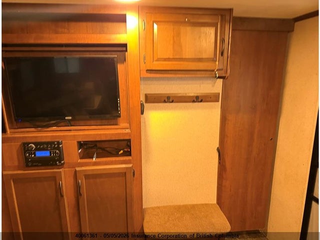 Продажа на аукционе авто 2015 Jayco Jay Flight, vin: 1UJBJ0BR3F7TC0233, номер лота: 40061361