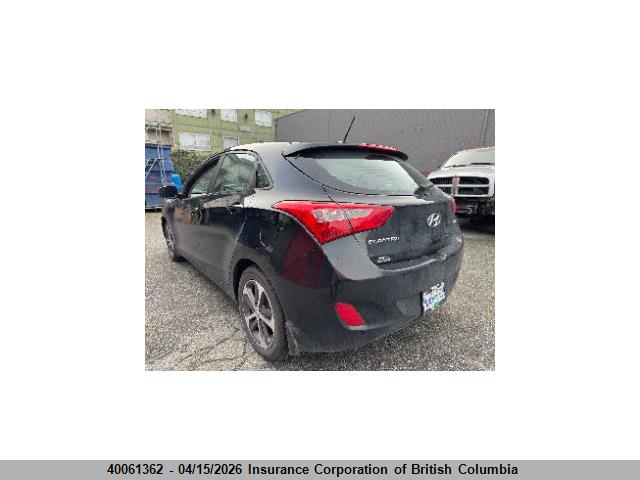 KMHD35LH9HU366160 Hyundai Elantra Gt Se