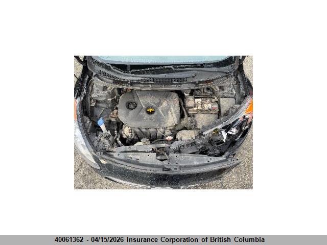 KMHD35LH9HU366160 Hyundai Elantra Gt Se