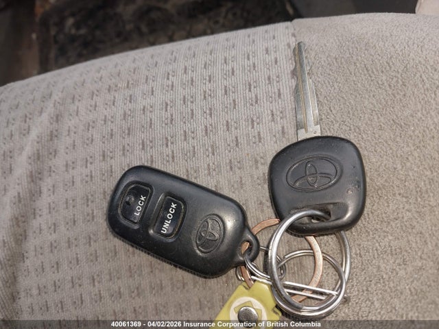 40061369 :رقم المزاد ، 2T1BR32E65C893832 vin ، 2005 Toyota Corolla Ce/le/s مزاد بيع