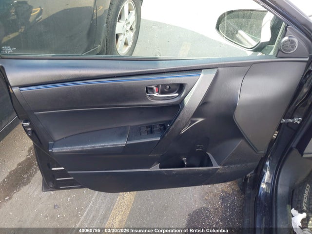 40060795 :رقم المزاد ، 2T1BURHE9JC043941 vin ، 2018 Toyota Corolla L/le/xle/se/xse مزاد بيع