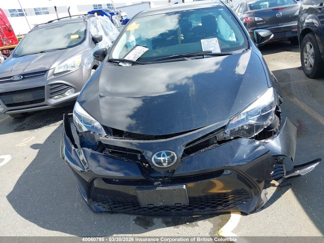 40060795 :رقم المزاد ، 2T1BURHE9JC043941 vin ، 2018 Toyota Corolla L/le/xle/se/xse مزاد بيع