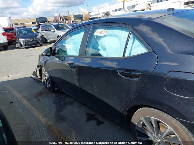 40060795 :رقم المزاد ، 2T1BURHE9JC043941 vin ، 2018 Toyota Corolla L/le/xle/se/xse مزاد بيع