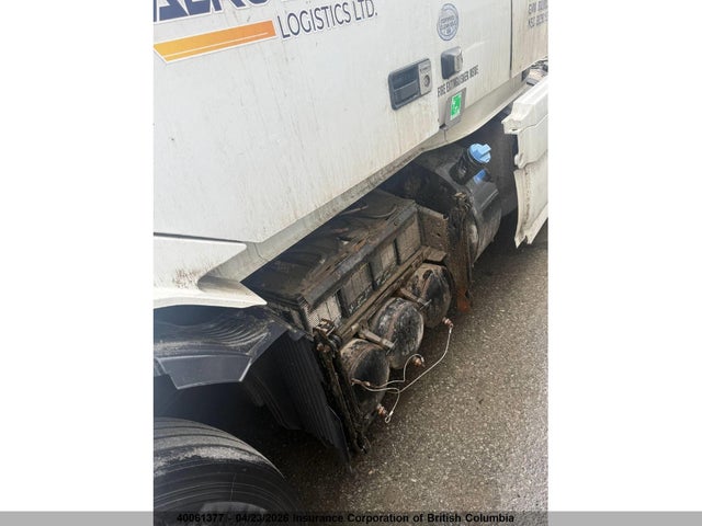 Volvo Vn L 2015 4V4NC9EH1FN920705 Image 4