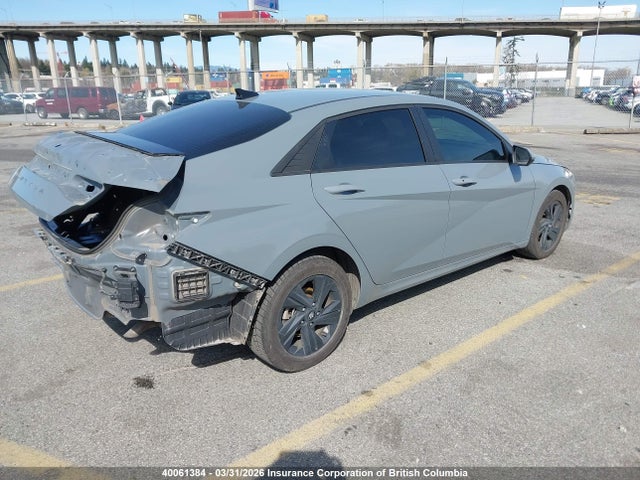 KMHLM4AG9NU309594 Hyundai Elantra Preferred Ivt With Sun And Tech Package