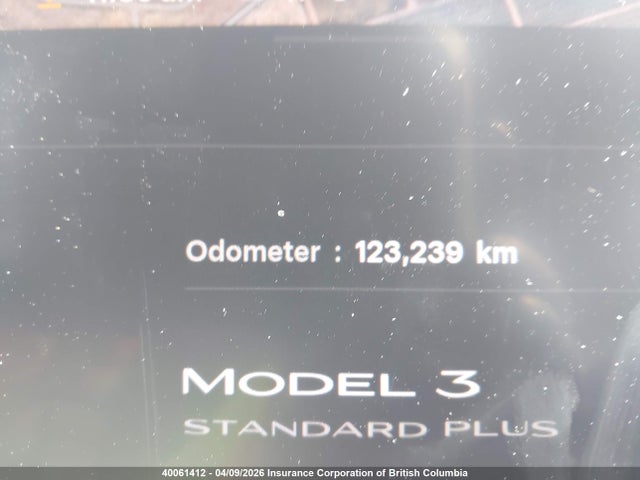 40061412 :رقم المزاد ، 5YJ3E1EA9MF081979 vin ، 2021 Tesla Model 3 مزاد بيع