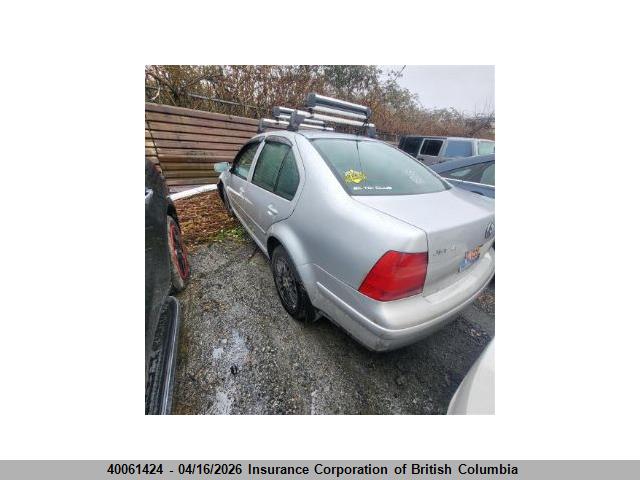 40061424 :رقم المزاد ، 3VWSP29M92M108734 vin ، 2002 Volkswagen Jetta مزاد بيع