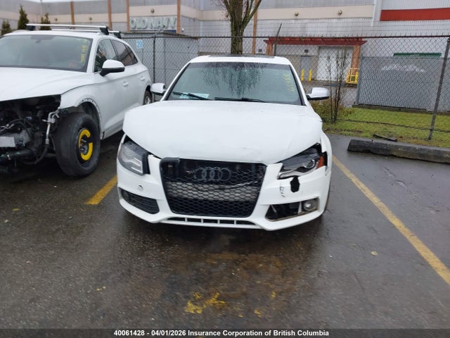 40061428 :رقم المزاد ، WAUFGCFL2BA001668 vin ، 2011 Audi S4 مزاد بيع