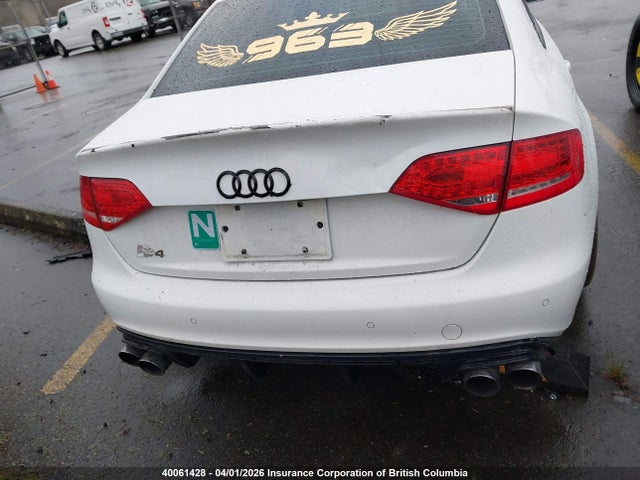 40061428 :رقم المزاد ، WAUFGCFL2BA001668 vin ، 2011 Audi S4 مزاد بيع
