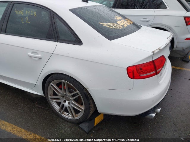 40061428 :رقم المزاد ، WAUFGCFL2BA001668 vin ، 2011 Audi S4 مزاد بيع