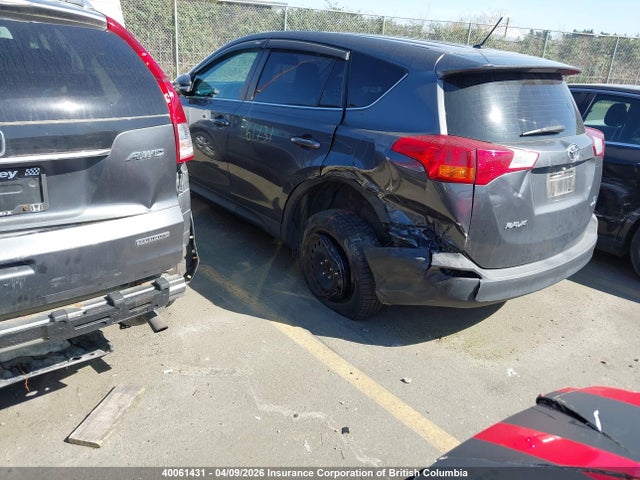 2015 Toyota Rav4 მანქანა იყიდება აუქციონზე, vin: 2T3BFREV3FW260235, აუქციონის ნომერი: 40061431