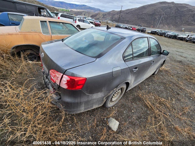3VWDL7AJ4EM337216 Volkswagen Jetta