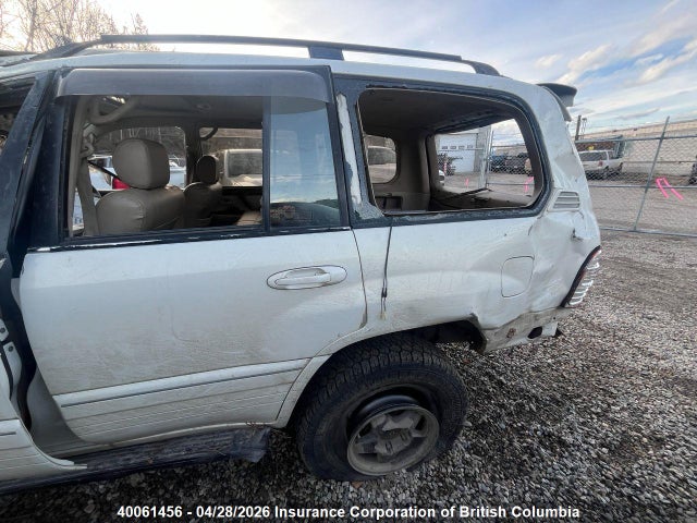 40061456 :رقم المزاد ، HDJ1010011922 vin ، 1999 Toyota Land Cruiser مزاد بيع