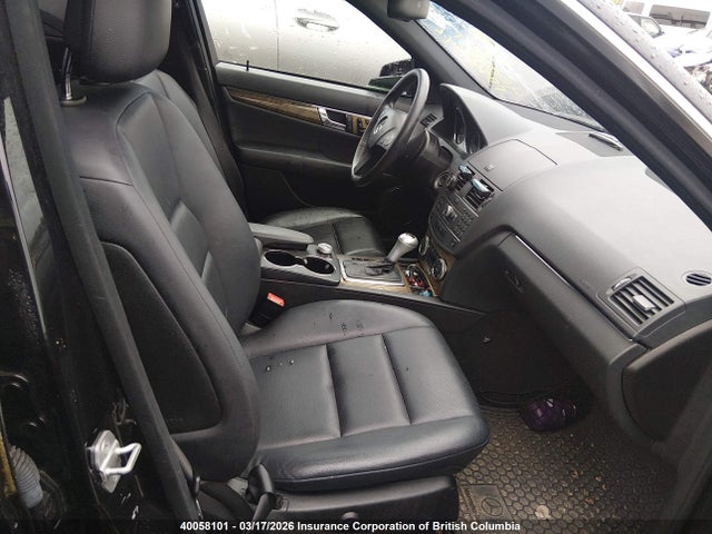40058101 :رقم المزاد ، WDDGF8BB0BA523466 vin ، 2011 Mercedes-benz C 300 4matic مزاد بيع