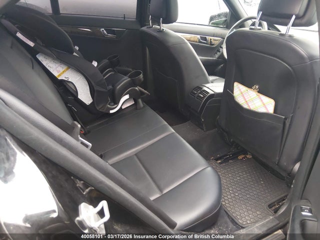 40058101 :رقم المزاد ، WDDGF8BB0BA523466 vin ، 2011 Mercedes-benz C 300 4matic مزاد بيع