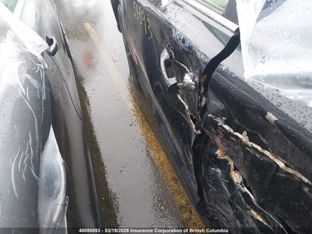 JTMJJREVXJD249068 Toyota Rav4 Hv Se