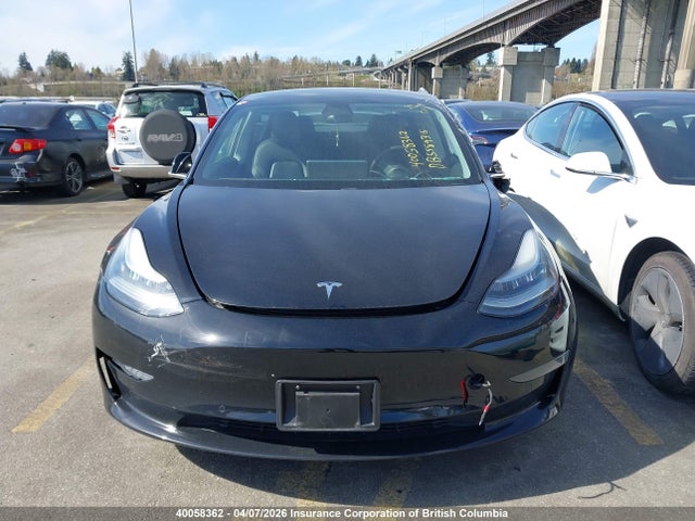40058362 :رقم المزاد ، 5YJ3E1EA3KF395978 vin ، 2019 Tesla Model 3 مزاد بيع