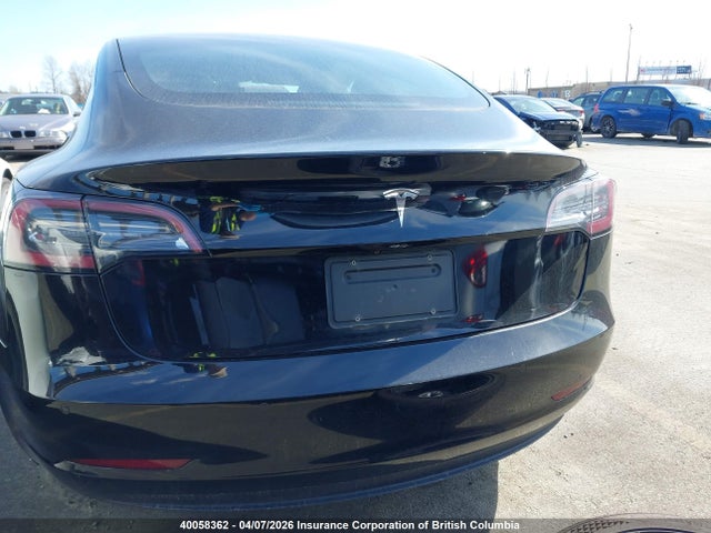 40058362 :رقم المزاد ، 5YJ3E1EA3KF395978 vin ، 2019 Tesla Model 3 مزاد بيع
