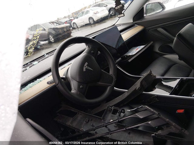 40058362 :رقم المزاد ، 5YJ3E1EA3KF395978 vin ، 2019 Tesla Model 3 مزاد بيع