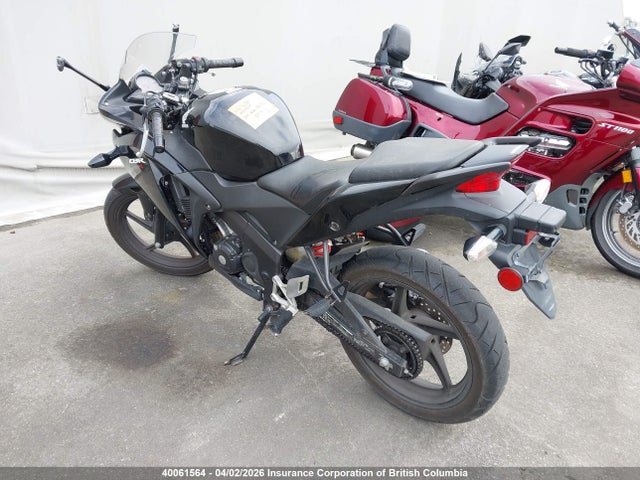 Продаж на аукціоні авто 2014 Honda Cbr125 R, vin: MLHJC5025E5200079, номер лоту: 40061564