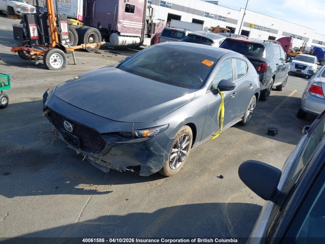 JM1BPALL0M1336781 Mazda Mazda3 Gs