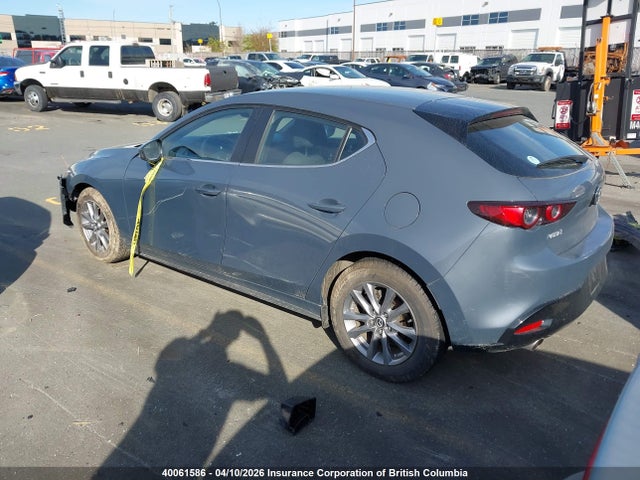 JM1BPALL0M1336781 Mazda Mazda3 Gs