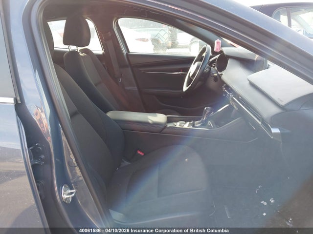 JM1BPALL0M1336781 Mazda Mazda3 Gs