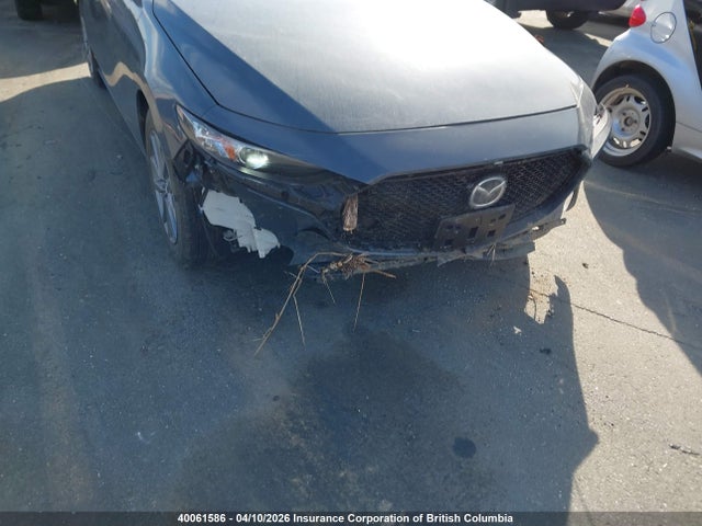 JM1BPALL0M1336781 Mazda Mazda3 Gs