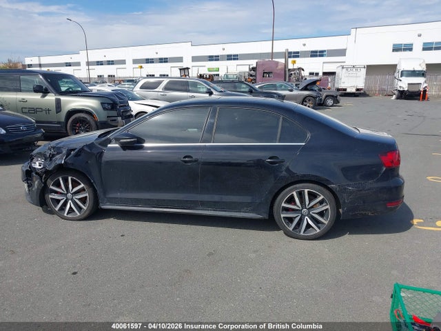 40061597 :رقم المزاد ، 3VW5S7AJ5DM313867 vin ، 2013 Volkswagen Jetta مزاد بيع