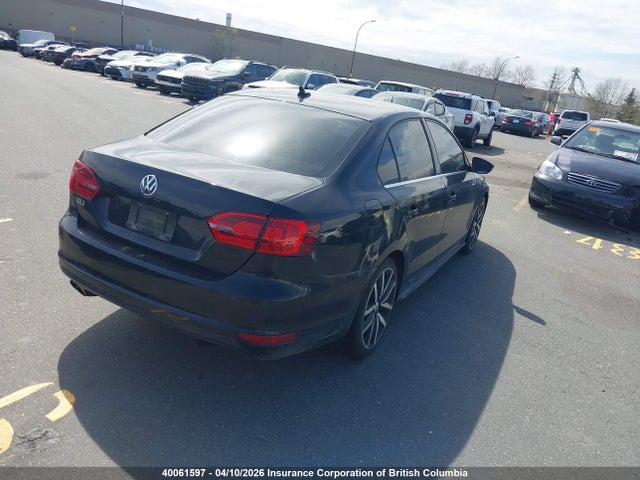 40061597 :رقم المزاد ، 3VW5S7AJ5DM313867 vin ، 2013 Volkswagen Jetta مزاد بيع