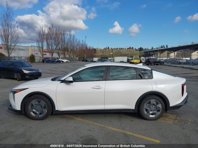 2025 Kia K4 Lx/lxs მანქანა იყიდება აუქციონზე, vin: 3KPFT4DEXSE017624, აუქციონის ნომერი: 40061610