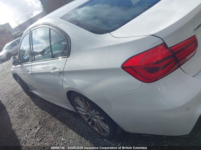 40058748 :رقم المزاد ، WBA8D9C51JA614793 vin ، 2018 Bmw 330 Xi مزاد بيع
