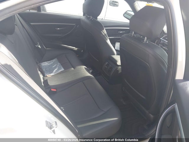 40058748 :رقم المزاد ، WBA8D9C51JA614793 vin ، 2018 Bmw 330 Xi مزاد بيع