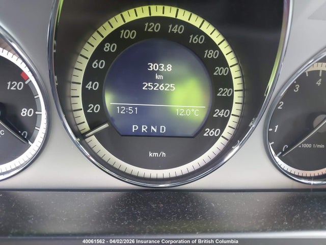 40061562 :رقم المزاد ، WDDGF87X49F319643 vin ، 2009 Mercedes-benz C 350 4matic مزاد بيع