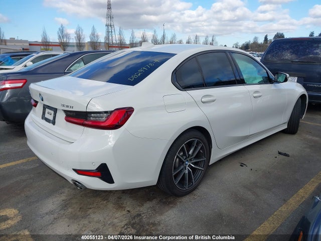 3MW5R7J0XN8C33784 BMW 330XI