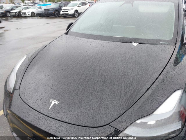 40061393 :رقم المزاد ، LRWYGDFD4PC967717 vin ، 2023 Tesla Model Y مزاد بيع
