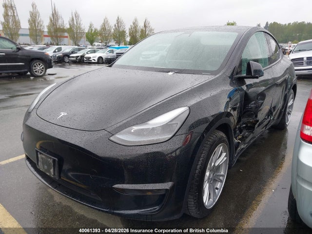 40061393 :رقم المزاد ، LRWYGDFD4PC967717 vin ، 2023 Tesla Model Y مزاد بيع