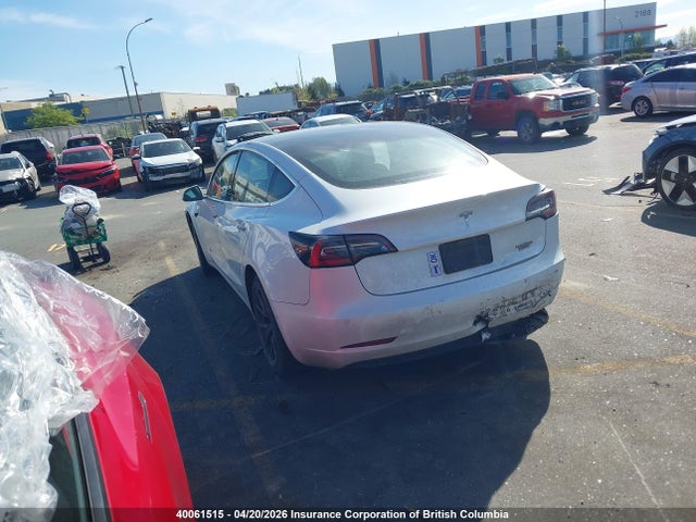 2020 Tesla Model 3 მანქანა იყიდება აუქციონზე, vin: 5YJ3E1EA1LF808692, აუქციონის ნომერი: 40061515