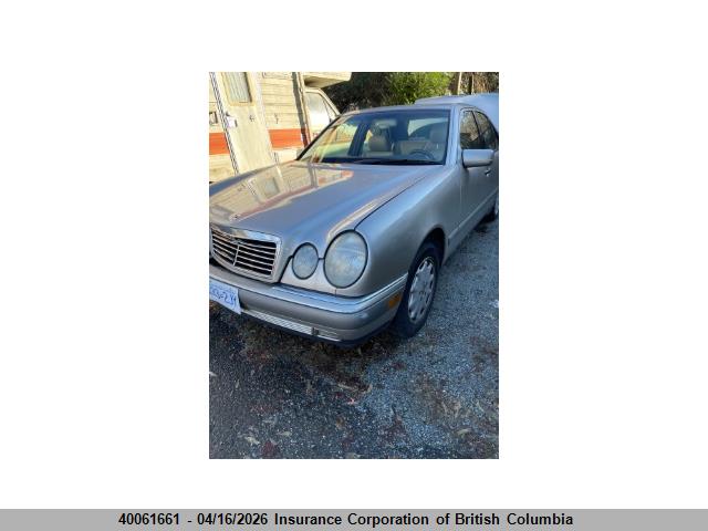 40061661 :رقم المزاد ، WDBJF55F0VA343940 vin ، 1997 Mercedes-benz E 320 مزاد بيع