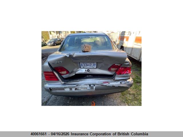 40061661 :رقم المزاد ، WDBJF55F0VA343940 vin ، 1997 Mercedes-benz E 320 مزاد بيع