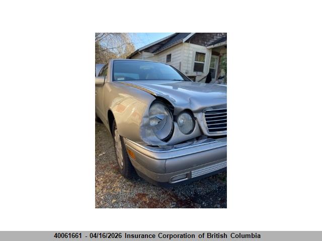 40061661 :رقم المزاد ، WDBJF55F0VA343940 vin ، 1997 Mercedes-benz E 320 مزاد بيع