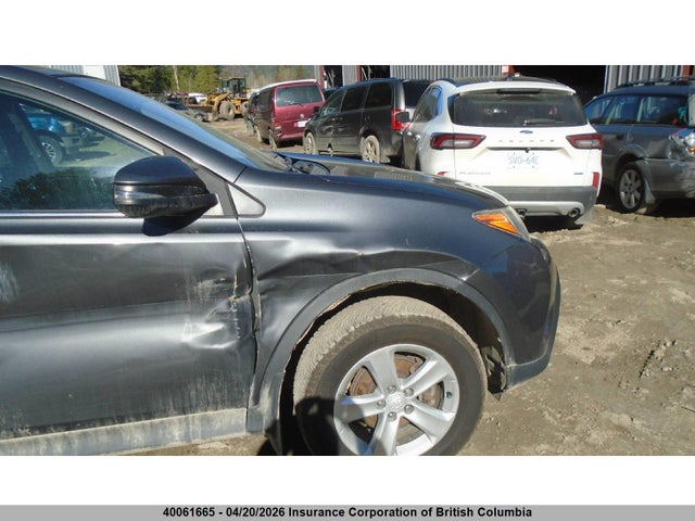 2015 Toyota Rav4 მანქანა იყიდება აუქციონზე, vin: 2T3DFREV3FW262480, აუქციონის ნომერი: 40061665