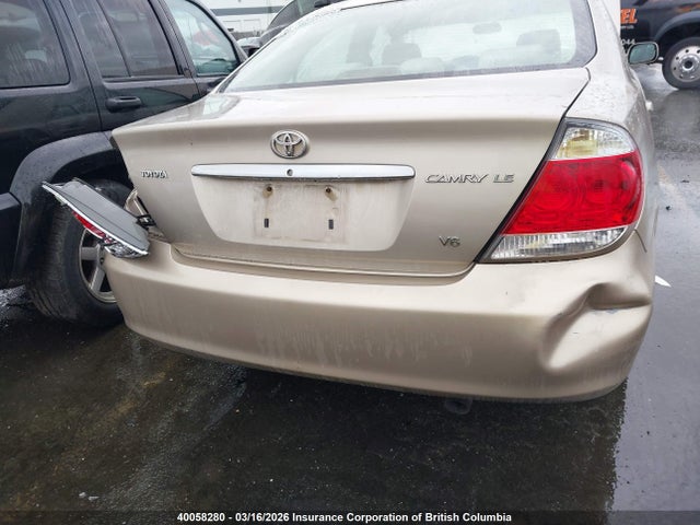 2005 Toyota Camry Le/xle/se მანქანა იყიდება აუქციონზე, vin: 4T1BF32K85U597028, აუქციონის ნომერი: 40058280