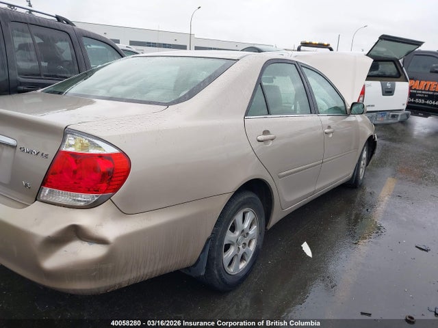 2005 Toyota Camry Le/xle/se მანქანა იყიდება აუქციონზე, vin: 4T1BF32K85U597028, აუქციონის ნომერი: 40058280