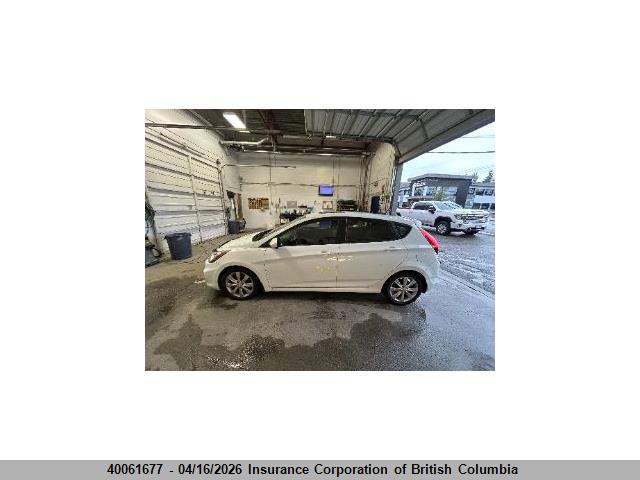 KMHCU5AE9EU171351 Hyundai Accent Gls/se